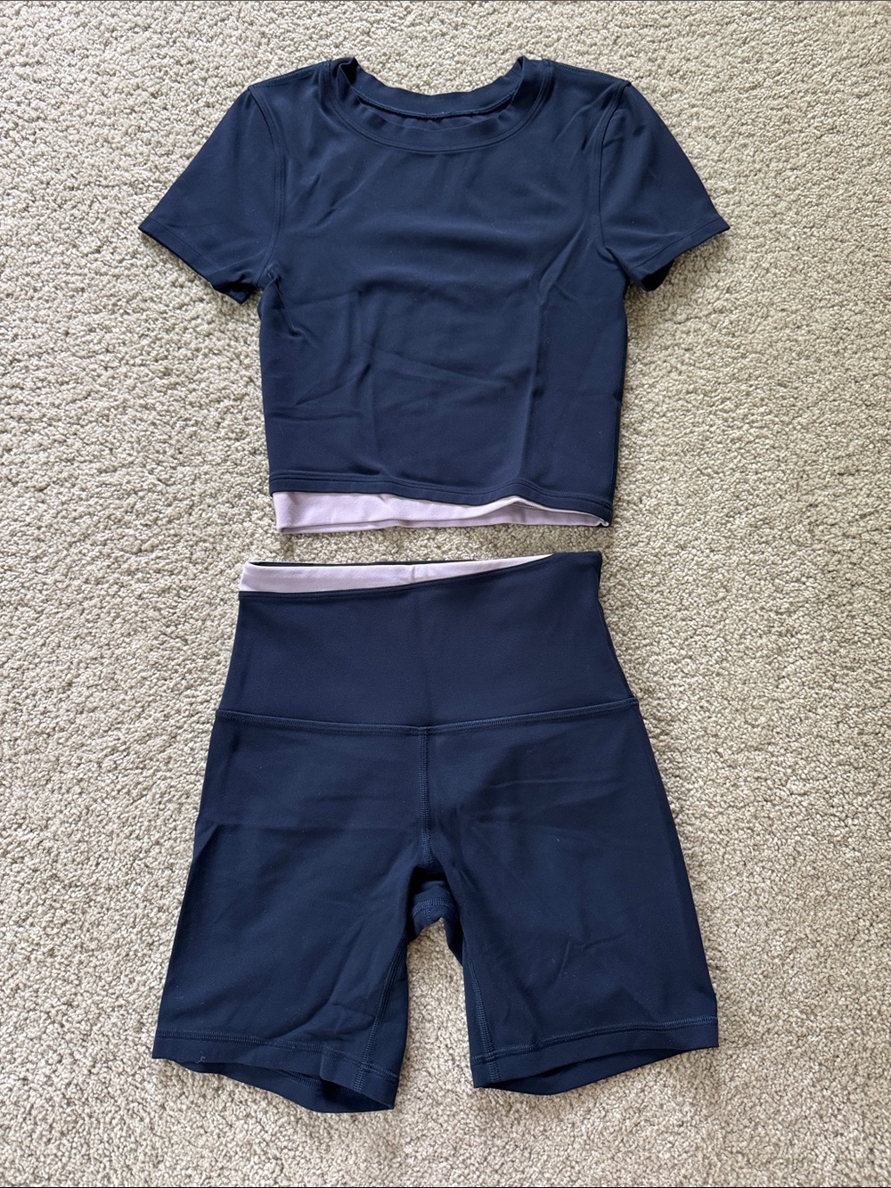LULULEMON Navy Blue Purple Cropped Tee and Short Set 2/XXS